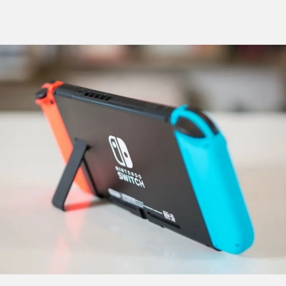 Nintendo Switch basically brand new!! - Picture 6 of 9